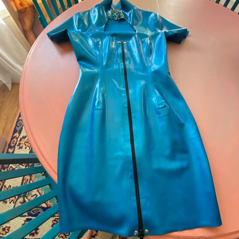 Westward Bound 🌀LATEX🌀 Dress size small
